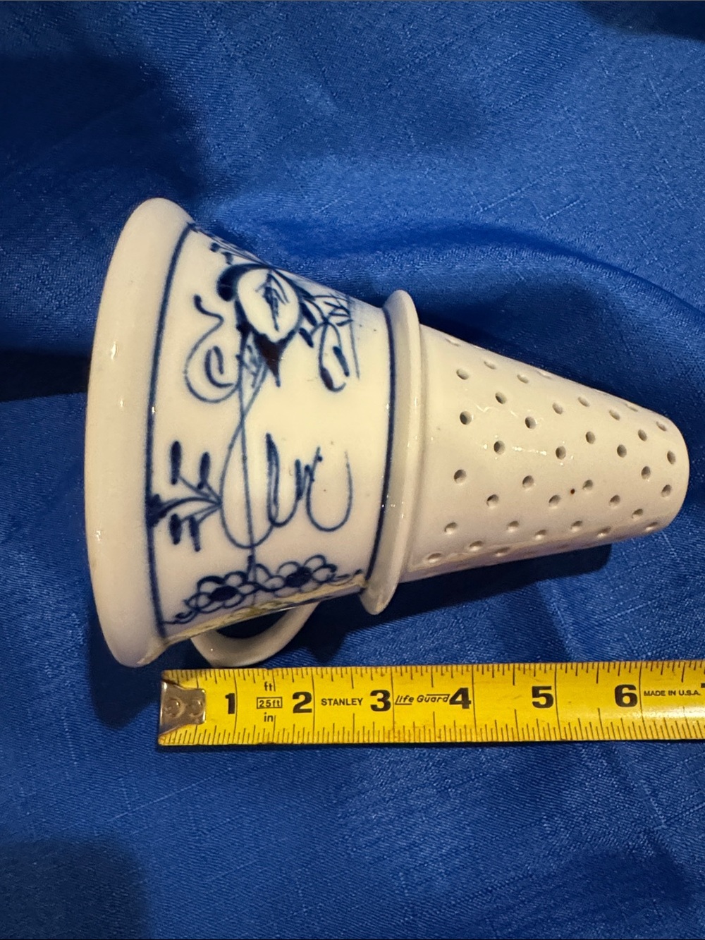 Vintage Porcelain Strainer / Funnel - White with Cobalt Blue Floral Motif - Picture 6 of 8